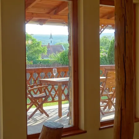 Veranda Vendeghaz Pécsely