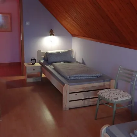 Veranda Vendeghaz Guest house Pecsely